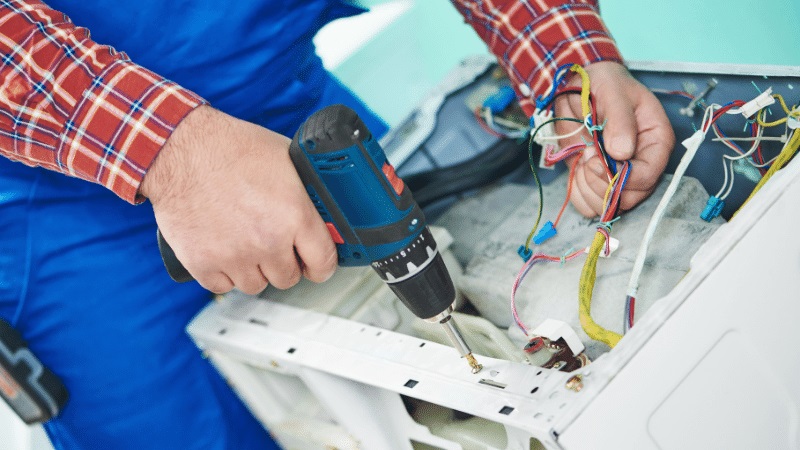 Bergama Siemens Siemens çamaşır makinesi kart tamiri – Su almama arızası orijinal parça ile giderildi. - Teknik servis örneği